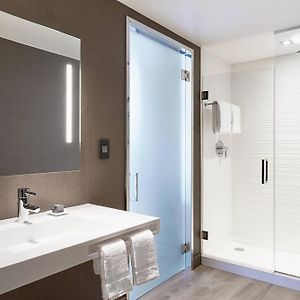 Corner King Suite